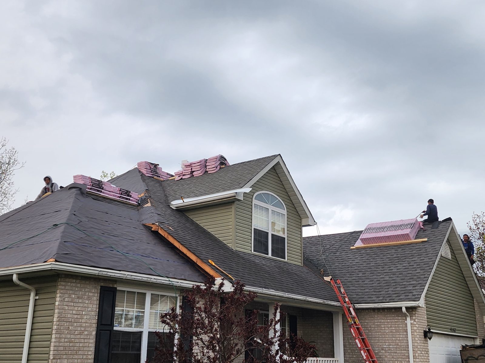 Completed roofing exterior project